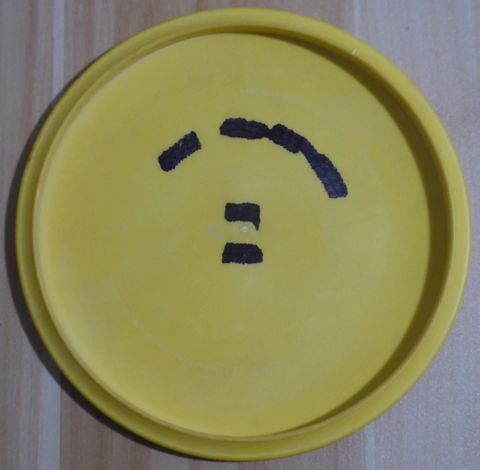 Discraft Stratus "6 ojos" PFN (amarillo, 172 g) - Sello arco iris / En muy buen estado Foto 2 de 4