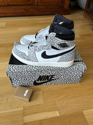 EU Größe 44 - Air Jordan 1 Retro OG High White Cement