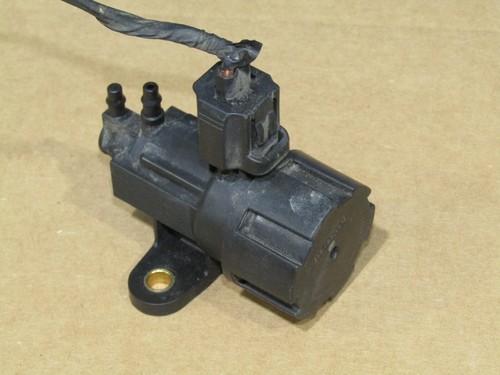 1998-2001 Ford Crown Victoria OEM evap purge soleniod valve 98 99 00 01 - Picture 2 of 3