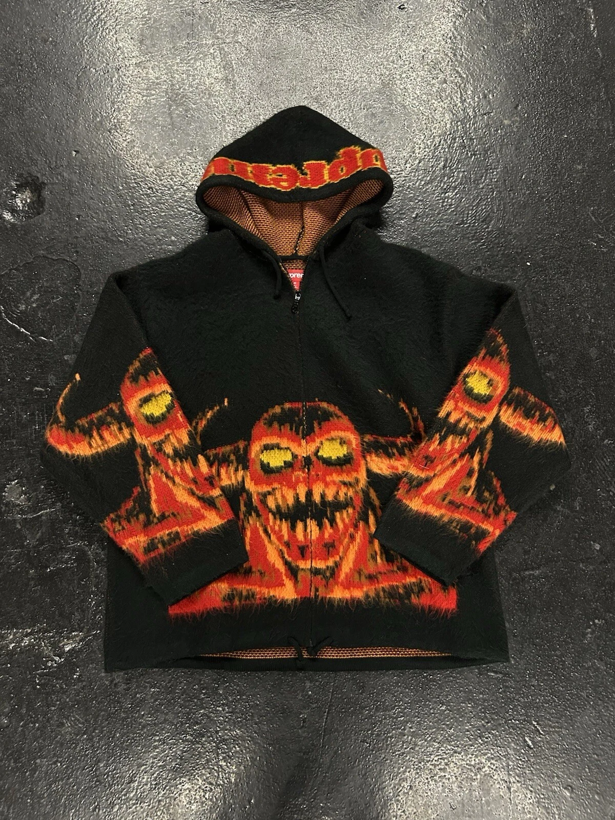 Polaire machine jouet SUPREME taille M