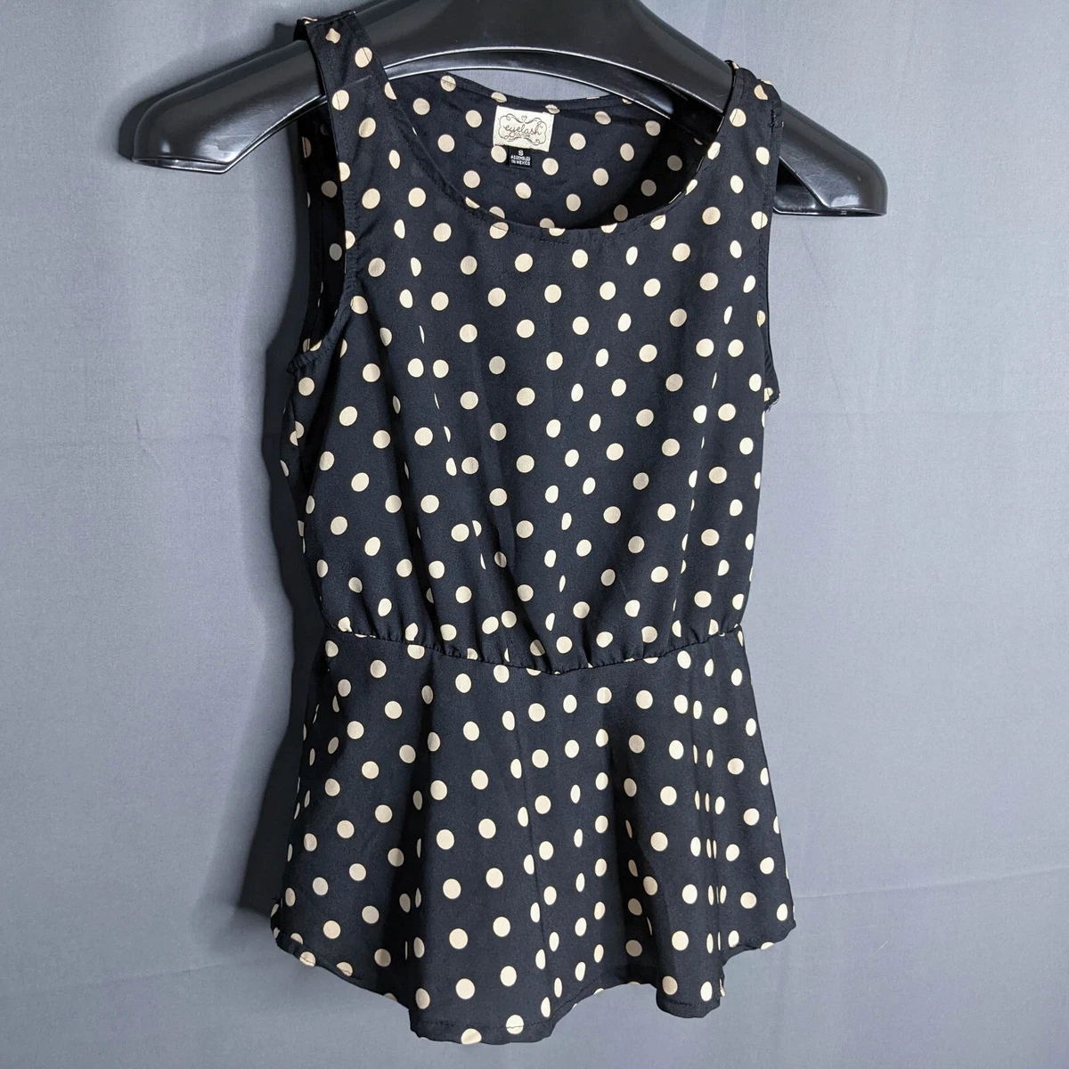 Tan polka store dot top