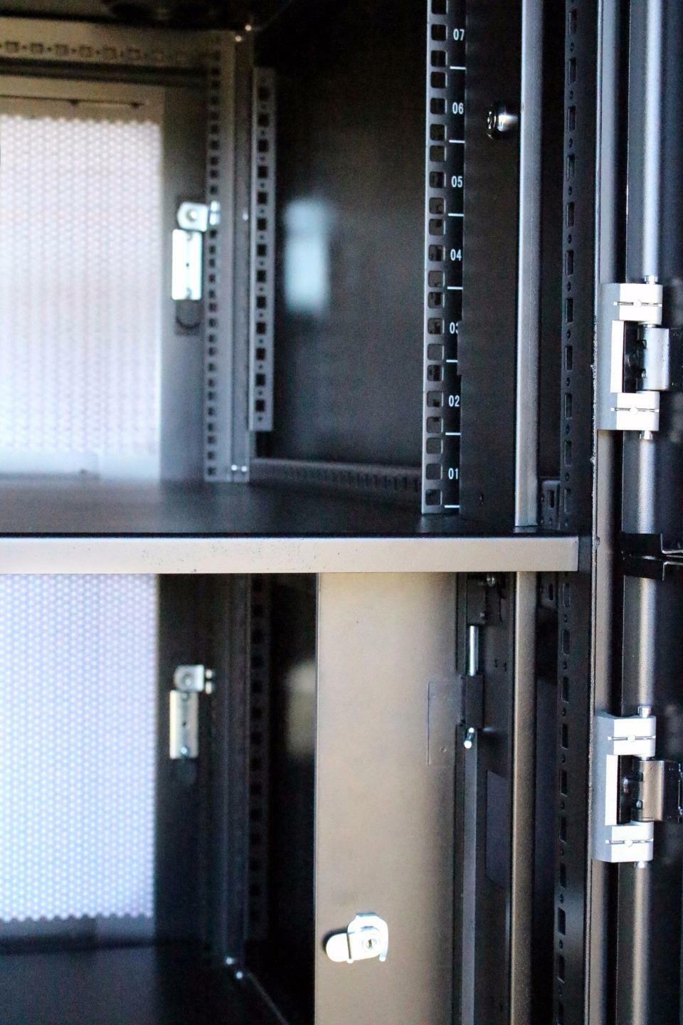 DSI 3 Compartment CoLocation Server Rack-DSI 1342A 42U Server Rack ...