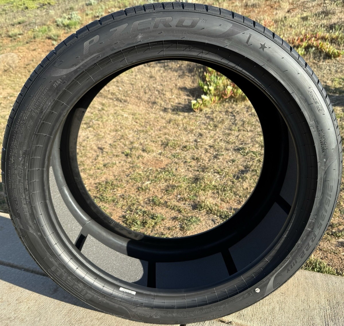 TWO BRAND NEW 315/35R22 111Y Pirelli P Zero PZ4 PNCS Foam Tires