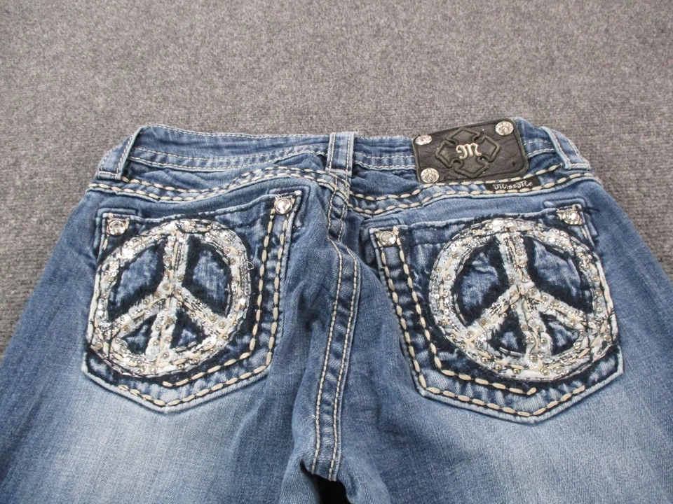 Pantalones de mezclilla Miss Me para mujer 28 pedrería corte bota bordados Y2K Preppy Peace Foto 2 de 4