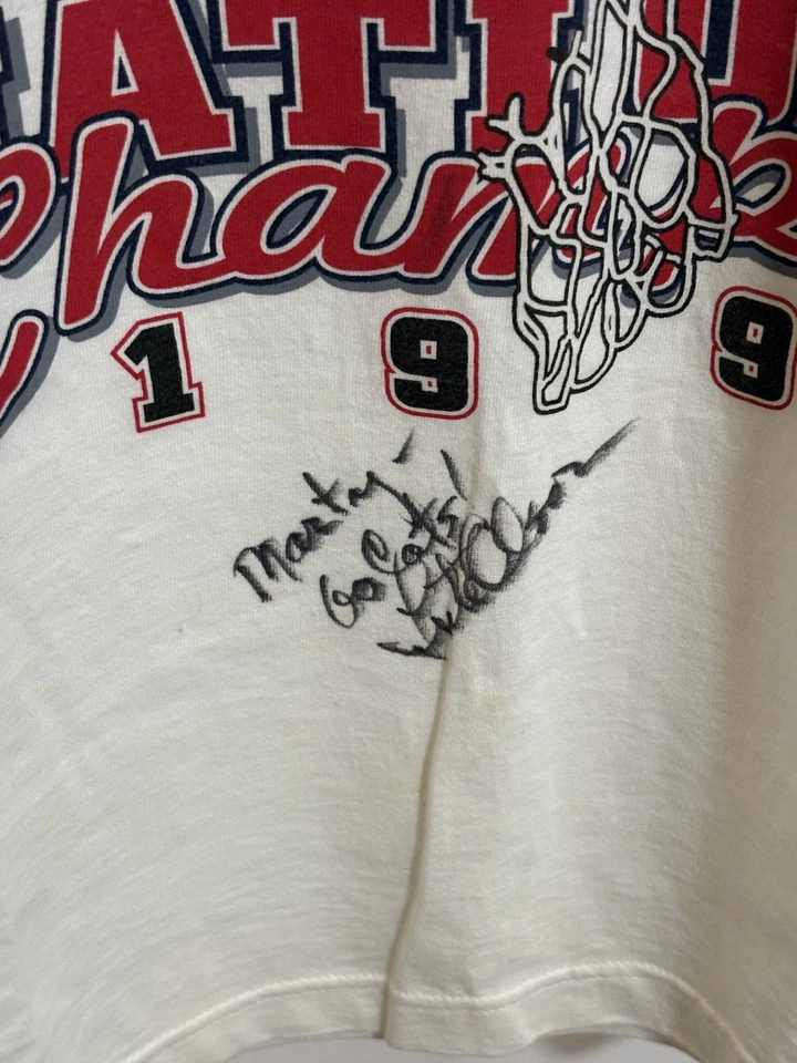 Arizona Wildcats 1997 NCAA National Champions Shirt Signed By Lute Olson • Large - Image 3 of 4