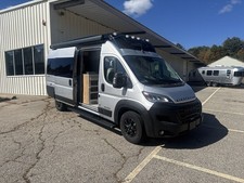 2026 Airstream Rangeline Rangeline