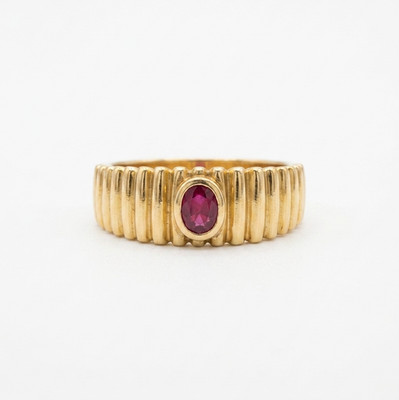 Gold Rubinring Ringgröße 57 750er Gold 5g