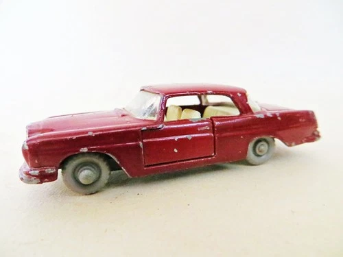MATCHBOX LESNEY 53b 'MERCEDES 220 SE' 53. VINTAGE/ORIGINAL/COMPLETE. GPW.