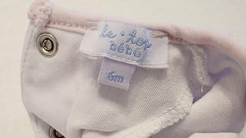 Le Top Bebe 6 Monate Girly weiß Baumwolle Strampler Body bestickt Rosen süß - Bild 9 von 10