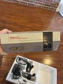 Original 1990 NES Nintendo Action Set Complete In Original Box Super Mario Bros.