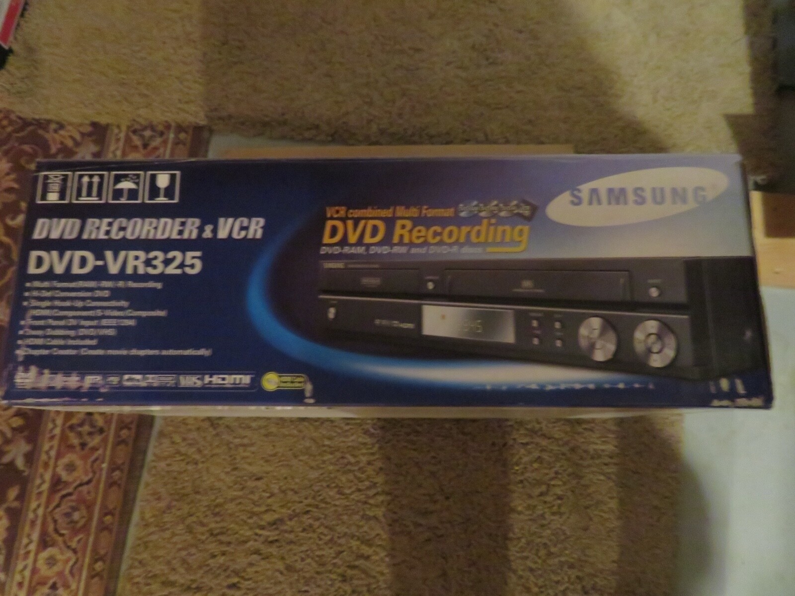 Samsung DVD-VR325 DVD/VHS VCR Video Recorder/Player. For Repair or Parts.
