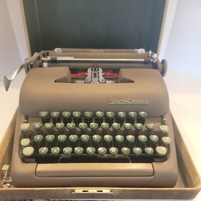 Vintage Smith Corona Silent Portable Typewriter w/ Hard Case