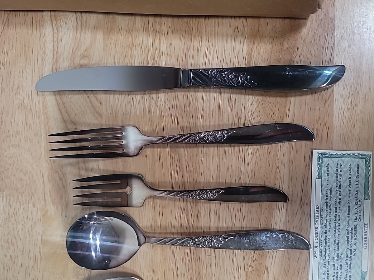 Vintage Wm A. Rogers Silver Overlaid Oneida LTD Silverware