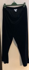 Avenue Women  s Size 18 Black Waist 36 - 38 Poly Spandex Velour Pants Inseam 27