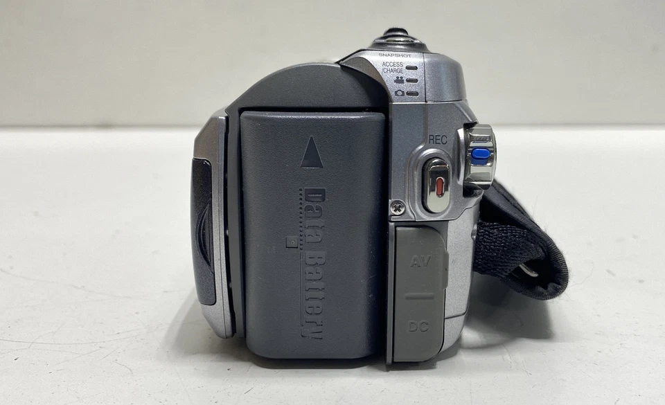 JVC Everio GZ-MG155U 20GB HDD Camcorder - Image 3 of 4