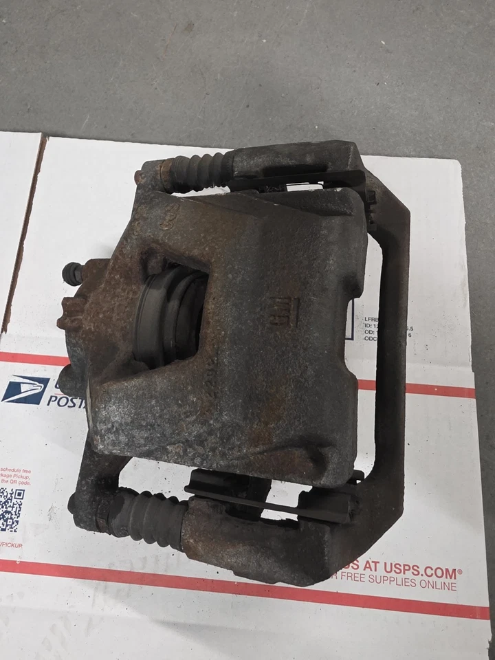 Pinza de freno derecha Chevrolet Cruze 2011-2016 pasajero delantero VKVV2 Foto 2 de 4