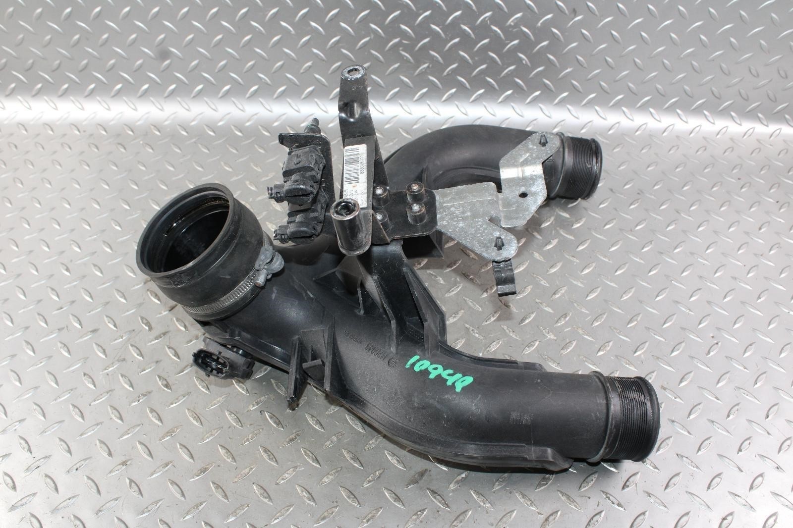 Maserati Ghibli 2014-2017 Intake hose