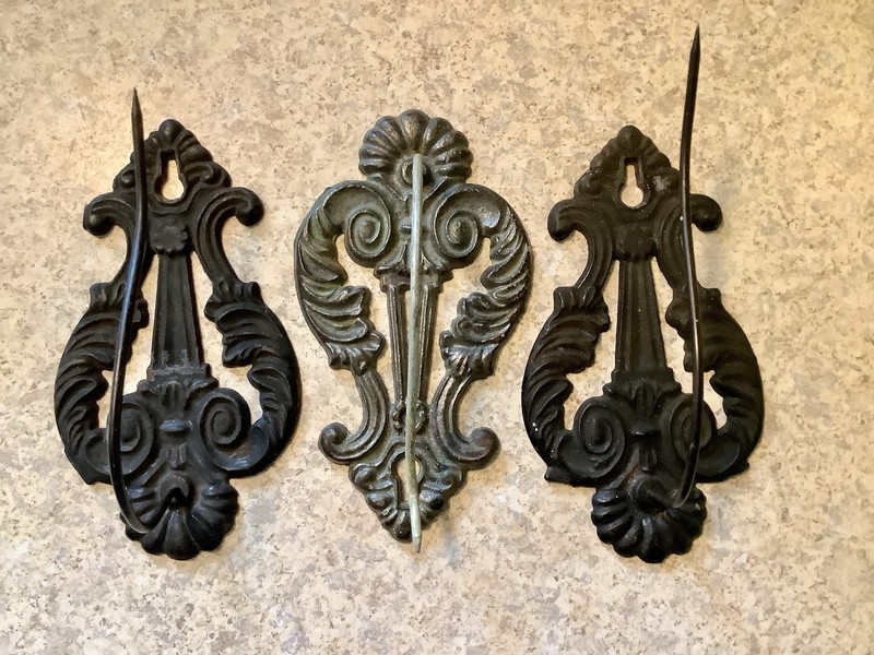 Lot Of 3 Vintage Cast Iron Wall Lyre Hangers Paper Receipt Hooks 6”