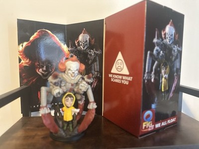 IT Chapter Two Pennywise Georgie We All Float Q-Fig Max Elite Deluxe Figure