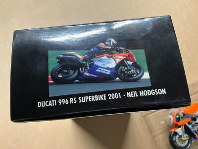 2001 MINICHAMPS NEIL HODGSON DUCATI 996RS #100 FACTORY HM PLANT