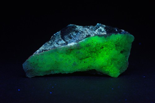 JH22159 Hyalite, Unknown Coating, Anaconda Mine, CA - Picture 1 of 3