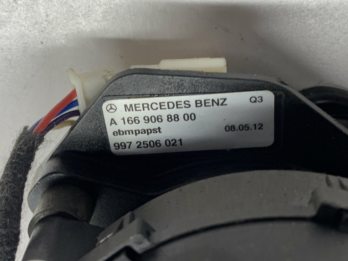2013 MERCEDES-BENZ M W166 Radio Amplifier Ventilation A1669068800  