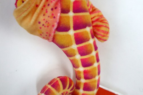 Wild Republic Plush Sea Horse with 3 Babies Stuffed Animal Pink and Orange - Picture 10 of 12
