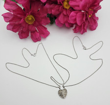 Vintage BEST FRIENDS Heart Pedant Necklace Set 18 Inch Sillver-Tone Spring Ring