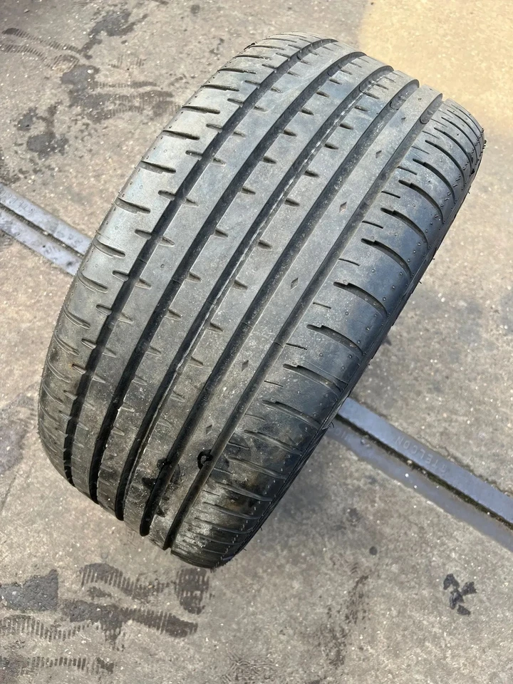 Sommerreifen 275/40 ZR18 103Y XL Accelera PHI-2 DOT20 6,3-8mm - Bild 2 von 2