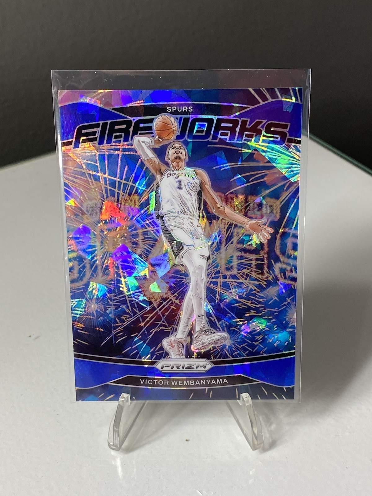 2024-25 Panini Prizm Fireworks Victor Wembanyama Blue Ice Prizm /125 Spurs DPOY