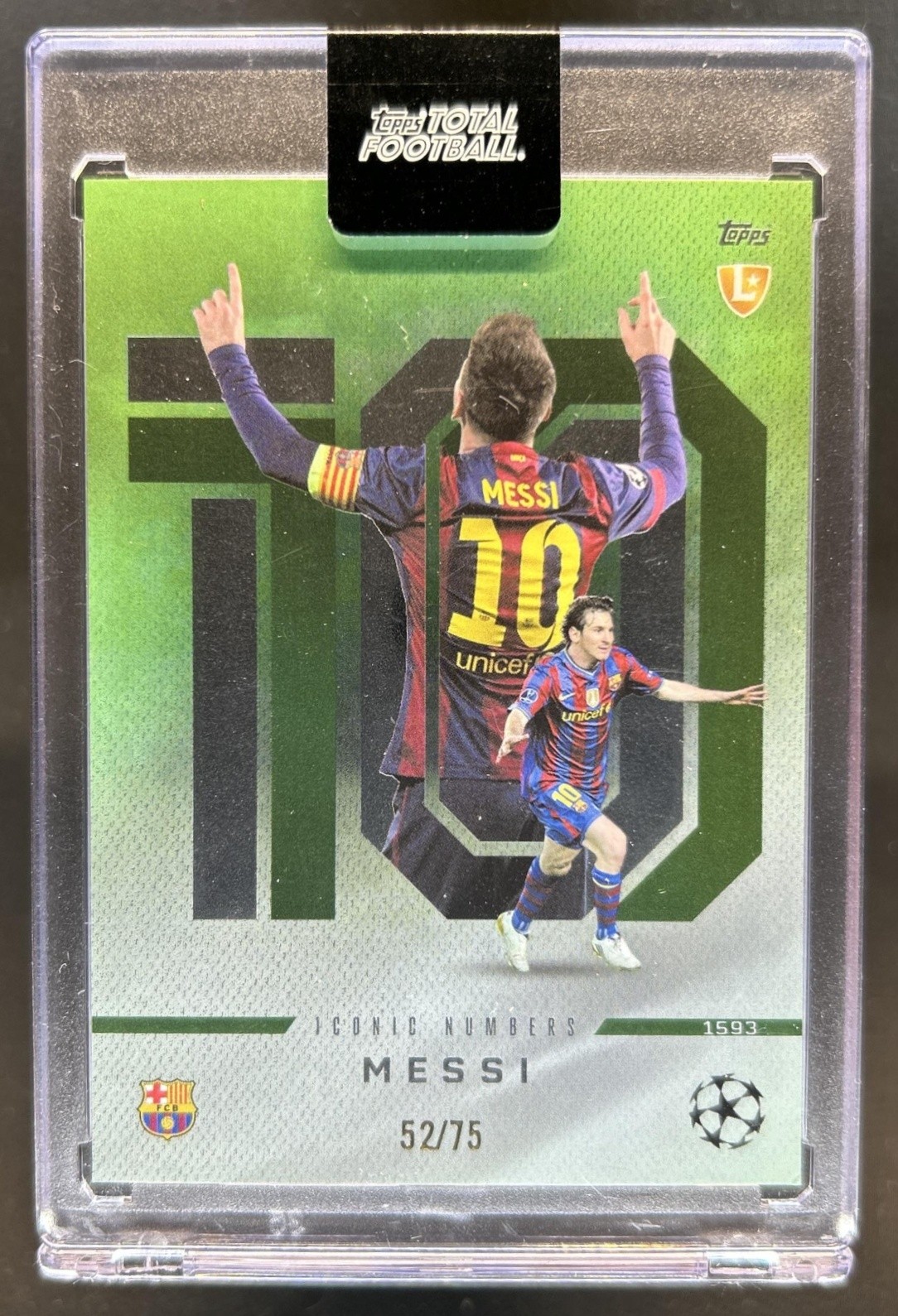 2025-26 Topps Total Football Lionel Messi Green #/75 Barcelona