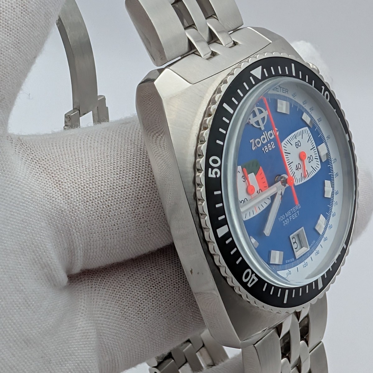 Zodiac Sea Dragon ZO2212 - Swiss Made 100m Chronograph - Blue Dial