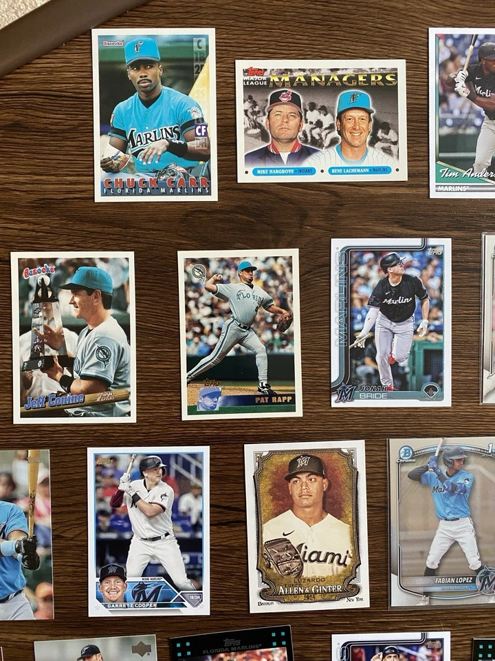 50 张卡迈阿密马林鱼队套装美国职棒大联盟棒球卡散装明星新秀插入 — 第 2/4 张图片