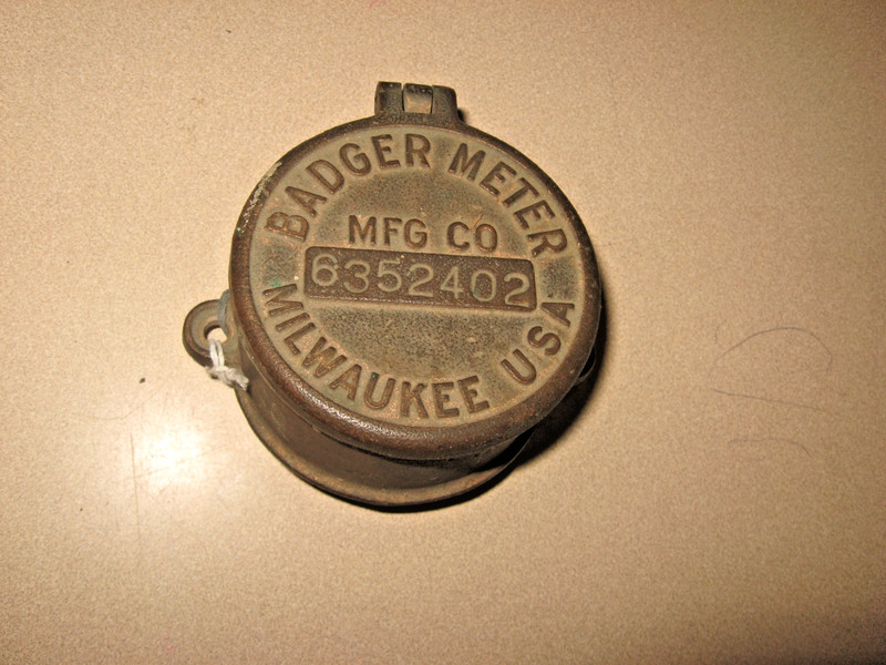 BADGER METER MFG CO. MILWAUKEE US CUBIC FEER ONE FOOT DIAL
