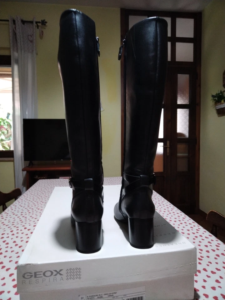 Stivale Geox Usato Poche Volte Pelle - Immagine 4 di 4