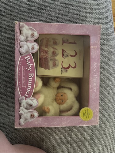 Anne Geddes Baby Bunnies With Counting Book. Sealed, Damaged Box, Bean Filled