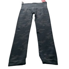 Spanx Women  s Cropped Lamn Leggings Black Camo Size Small NEW NWT