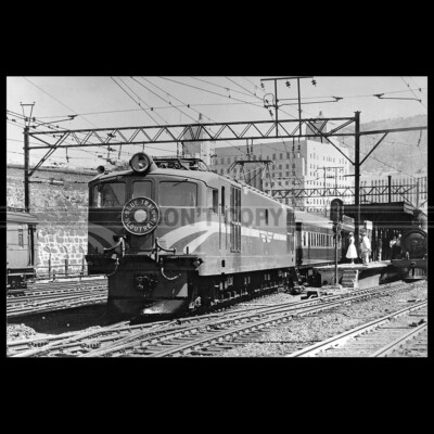 Photo T.000628 ELECTRIC LOCOMOTIVE 4E BLUE TRAIN SOUTH AFRICAN RAILWAYS SAR
