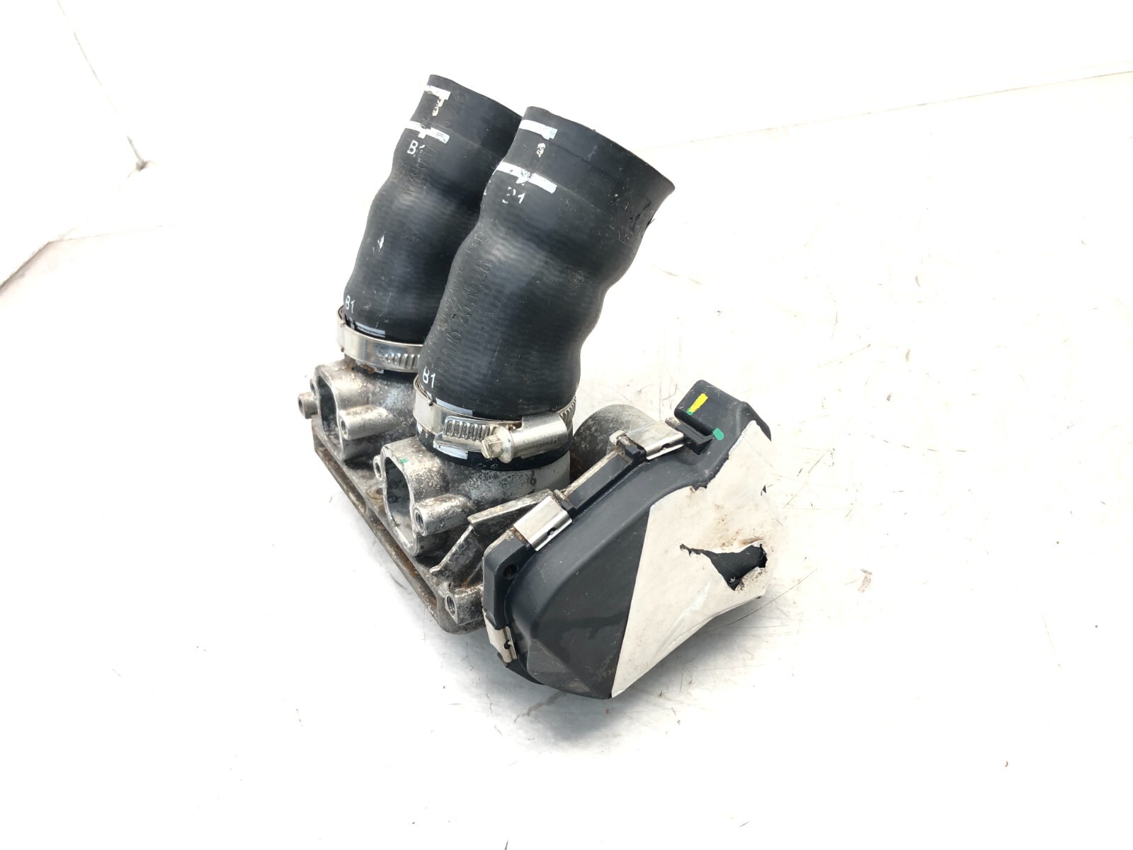 2014-2018 BENTLEY FLYING SPUR 4.0L V8 ENGINE MOTOR THROTTLE BODY OEM #FOR PARTS.