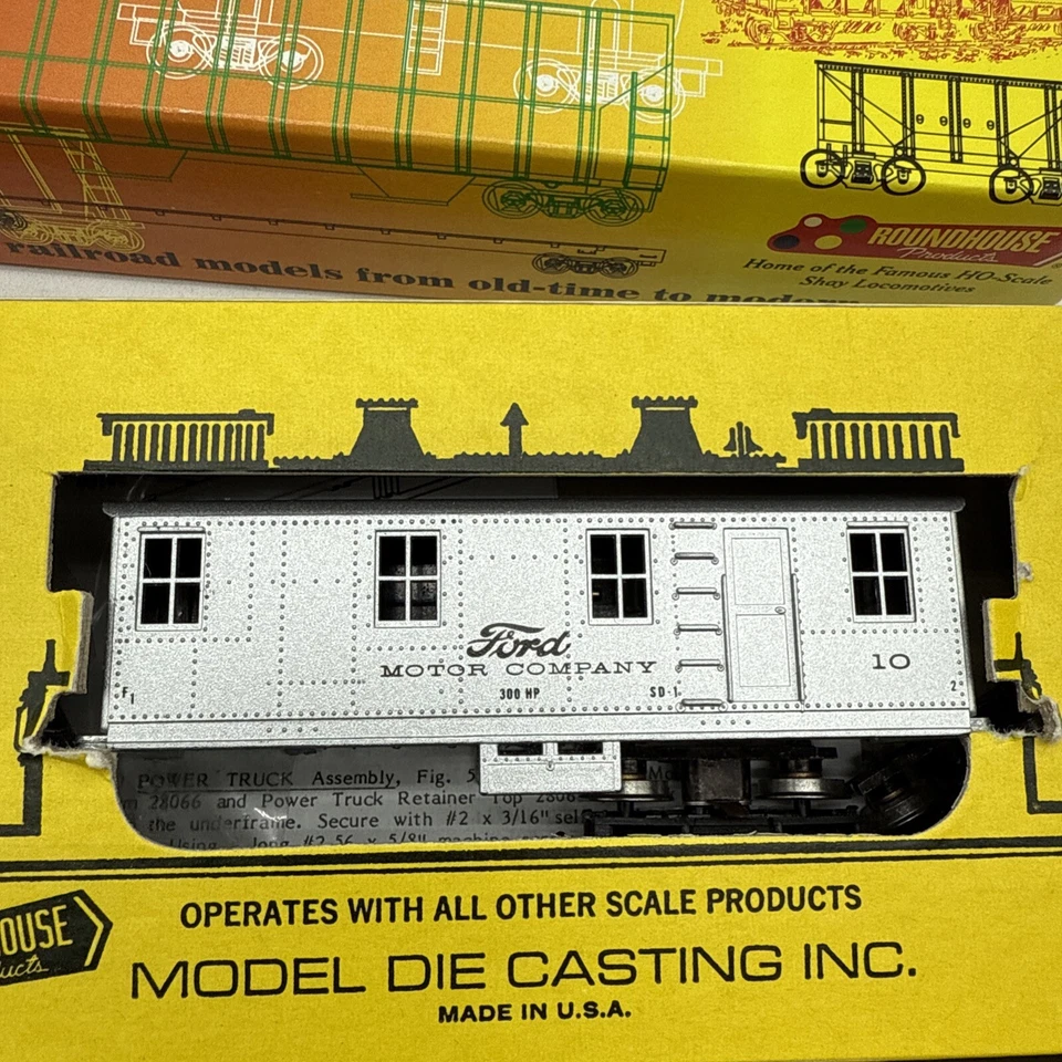 Roundhouse HO Scale Diesel Kit Box Can Diesel Kit 02814 Ford Motor Company Rare - Image 2 of 4