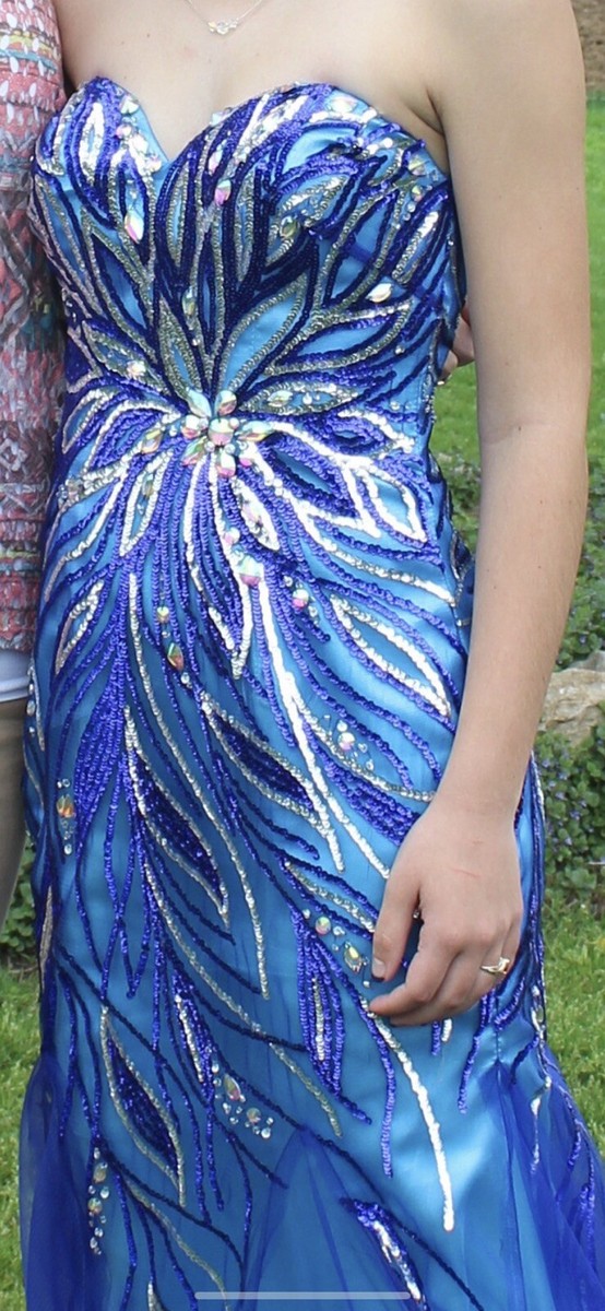 Riva Designs Prom Dress