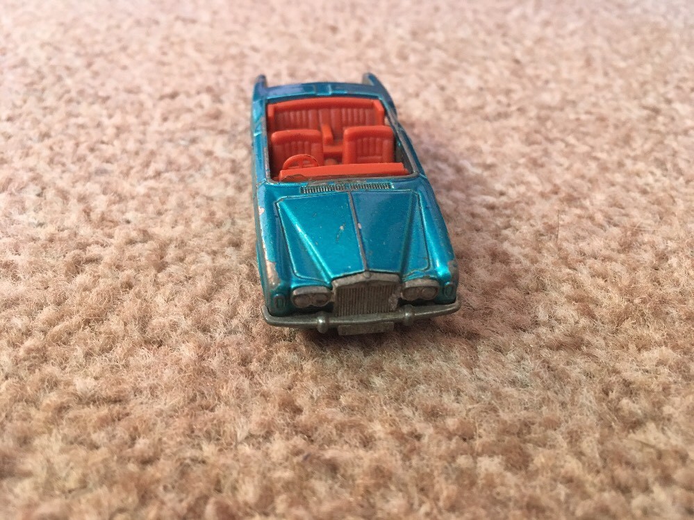 Picture 2 of 12