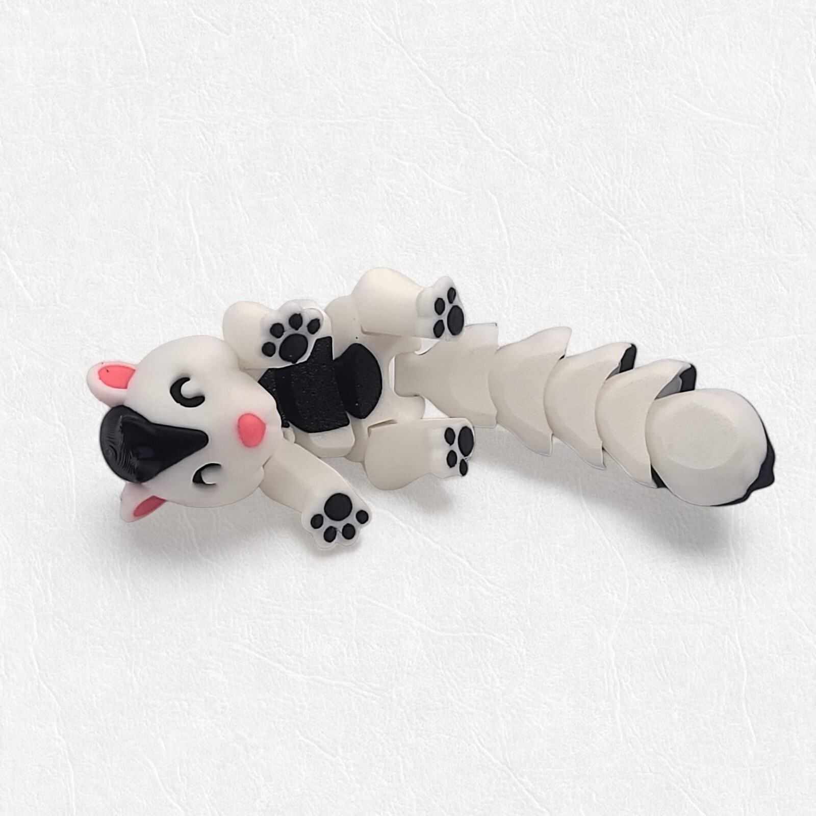Colorful Articulated Skunk Desk Buddy - 3D Printed Fidget Toy for Stress Relief!
