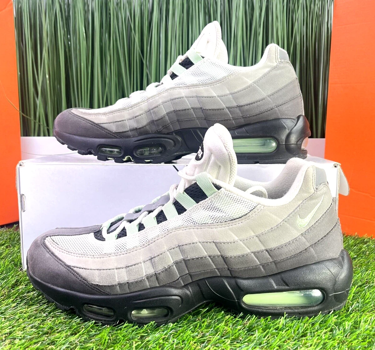 RARE Nike Air Max 95 Fresh Mint Green Mens Shoes CD7495-101 Size 10
