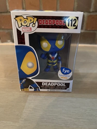 Funko Pop! Vinyl: Marvel Deadpool (Thumbs Up) (Blue) FYE (Exclusive) #112