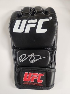 DEMETRIOUS JOHNSON SIGNED AUTOGRAPHED UFC GLOVE COA BAS BECKETT #BX80103