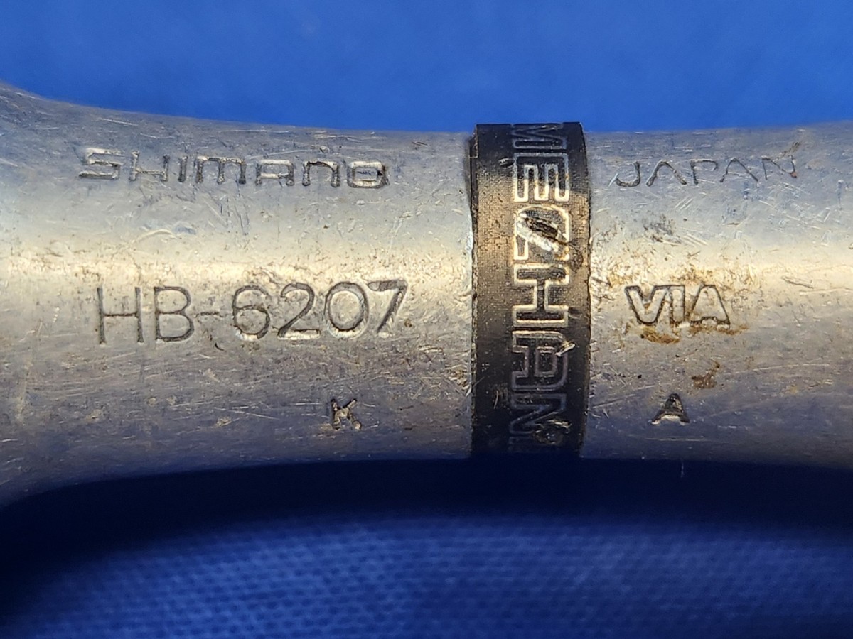 Moyeu Arrière Vintage Shimano 600 HB-6207 - 36 Trous - 6 Vitesses - Fileté - Vélo Route - Occasion