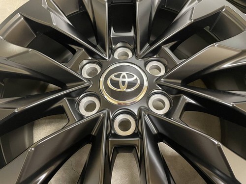 JDM TOYOTA Toyota Land Cruiser 300 Series ZX Genuine Wheels 4 Pieces 20 #PG3062 - Picture 7 of 7