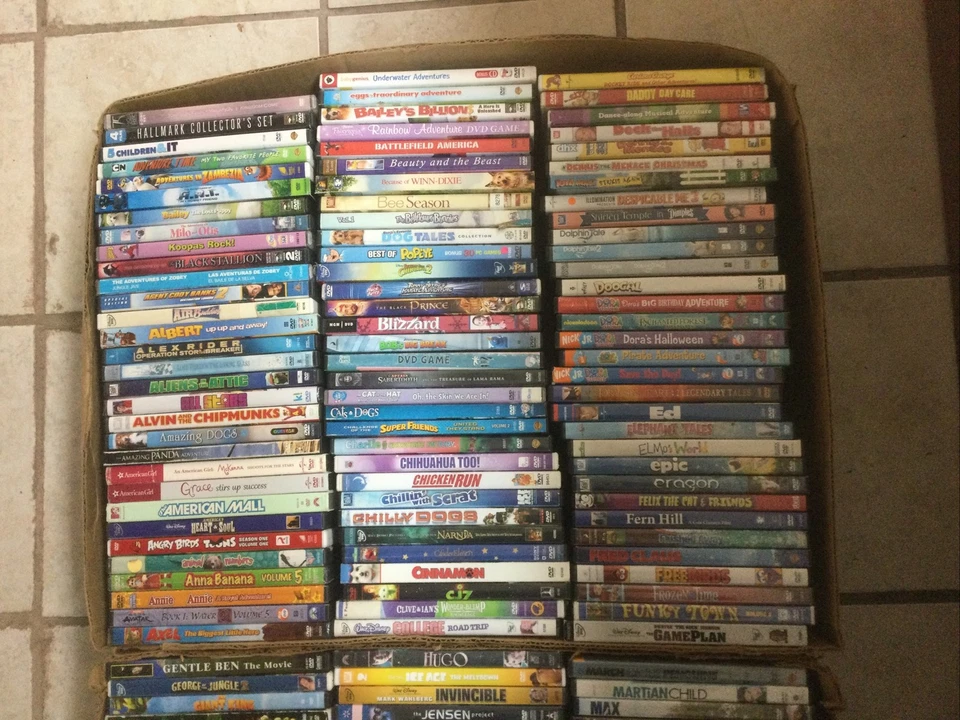 KIDS / FAMILY - YOU PICK / CHOOSE DVD LOT #2 - $1.79+ SHIPPING COMBINED - DISNEY Foto 2 de 4