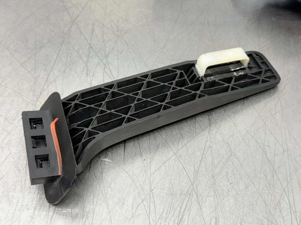 2007 Lexus GS450H Accelerator Gas Pedal 78120-30A40 - 193k - Image 3 of 4